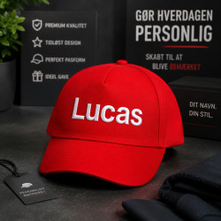 Rød børnekasket med navn - Personlig kasket til børn