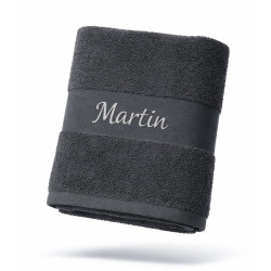 Gråt badehåndklæde med navn (70x140 cm) - 100% Bomuld