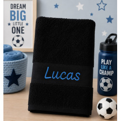 Sort badehåndklæde med navn – 70×140 cm i bomuld